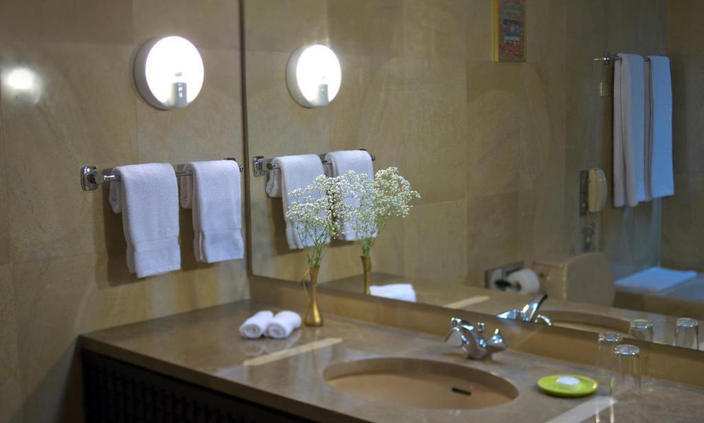 Mir Amin Palace Beiteddine Chambre photo